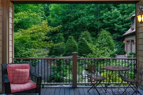 285 Wetherley, Boone, NC 28607 photo 25