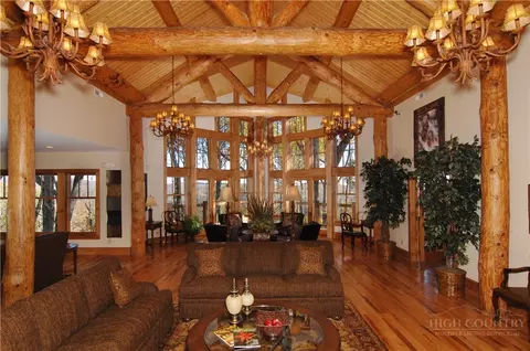 Living - 140 Still Lake Rd #121, Boone, NC 28607 photo 4 of 4