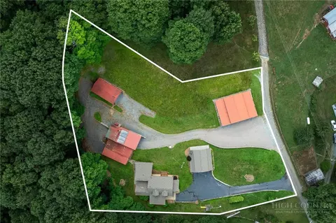 1861 Vanderpool Rd, Vilas, NC 28692 photo 3