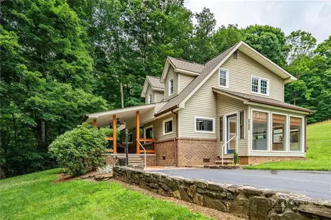 1861 Vanderpool Rd, Vilas, NC 28692 photo 2