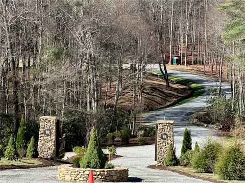 148 Angelfire Trl, Deep Gap, NC 28618 photo 3