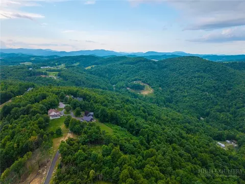 148 Angelfire Trl, Deep Gap, NC 28618 photo 17