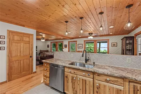 Kitchen - 374 Tinys Mountain Dr, Deep Gap, NC 28618 photo 3 of 3