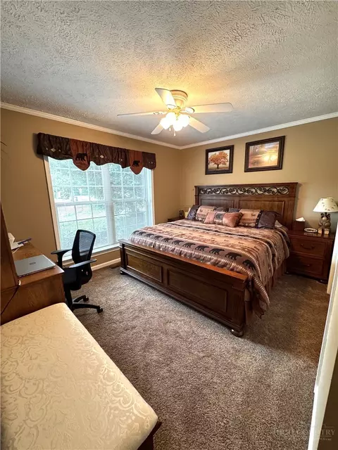 Bedroom - 25 Elderberry Loop, Newland, NC 28657 photo 3 of 6
