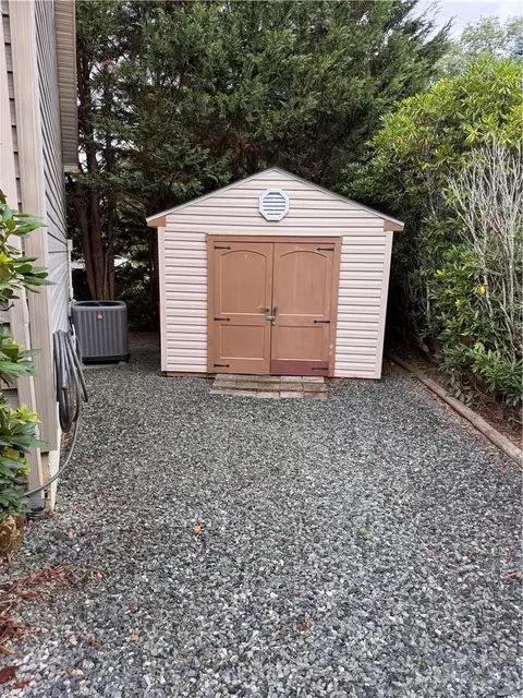 Exterior - 25 Elderberry Loop, Newland, NC 28657 photo 7 of 8