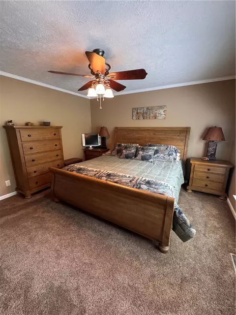 Bedroom - 25 Elderberry Loop, Newland, NC 28657 photo 1 of 6