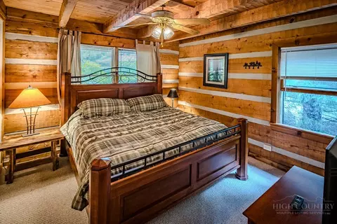 Bedroom - 230 Hawks Bill Dr, Banner Elk, NC 28604 photo 1 of 5