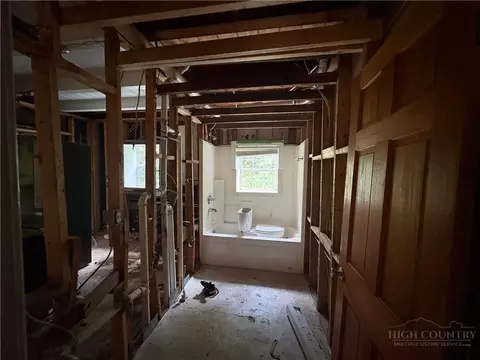 370 Parkway Forest Dr, Boone, NC 28607 photo 13