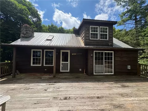 370 Parkway Forest Dr, Boone, NC 28607 photo 4