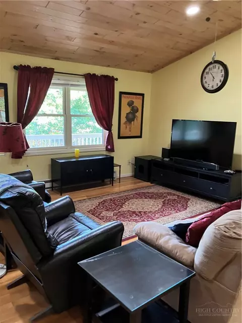 364 Roy E Brown Rd, Vilas, NC 28692 photo 8