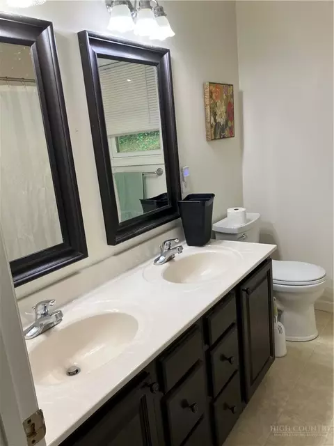 364 Roy E Brown Rd, Vilas, NC 28692 photo 11