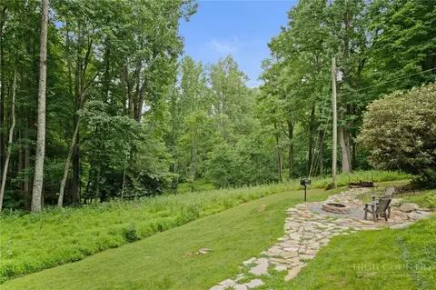 Exterior - 165 John Dotson Rd, Boone, NC 28607 photo 8 of 11