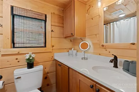 Bath - 165 John Dotson Rd, Boone, NC 28607 photo 1 of 2
