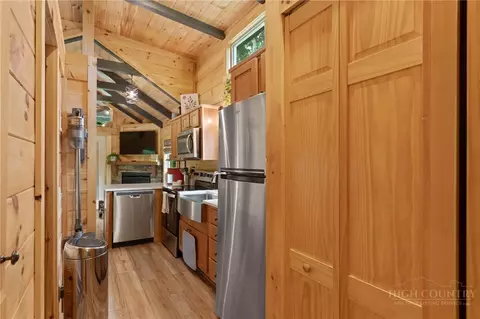 Entry Way - 165 John Dotson Rd, Boone, NC 28607 photo 1 of 1