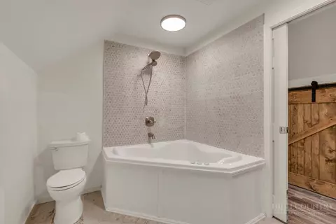 Bath - 2377 Longhope Rd, Todd, NC 28684 photo 5 of 6