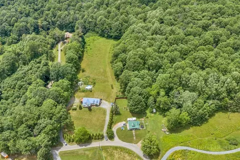 View/Area - 2377 Longhope Rd, Todd, NC 28684 photo 3 of 3