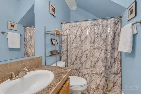 Bath - 2377 Longhope Rd, Todd, NC 28684 photo 4 of 6