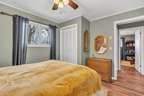Bedroom - 1340 Skyland Dr, Seven Devils, NC 28604 photo 6 of 8