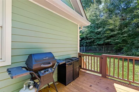 Exterior - 159 Oak Leaf Trl, Boone, NC 28607 photo 6 of 9