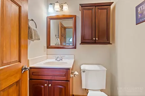 Bath - 159 Oak Leaf Trl, Boone, NC 28607 photo 1 of 4