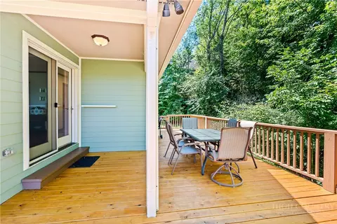 Exterior - 159 Oak Leaf Trl, Boone, NC 28607 photo 9 of 9