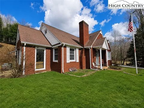 780 Wade Bare Rd, Jefferson, NC 28640