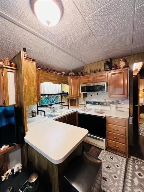 85 Jack Pine Loop, Newland, NC 28657 photo 7