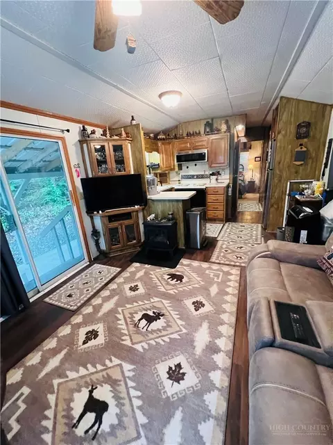 85 Jack Pine Loop, Newland, NC 28657 photo 6