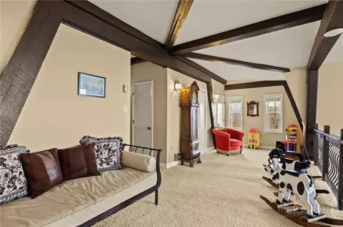 Entry Way - 207 Pinnacle Ridge Rd, Beech Mountain, NC 28604 photo 3 of 7