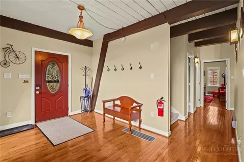Entry Way - 207 Pinnacle Ridge Rd, Beech Mountain, NC 28604 photo 1 of 7
