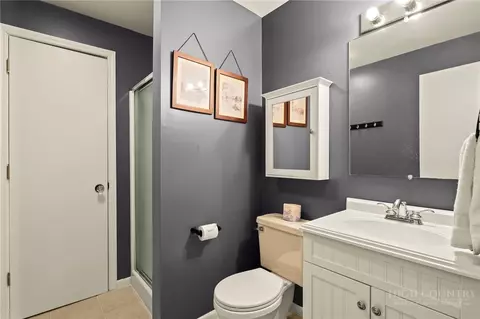 Bath - 207 Pinnacle Ridge Rd, Beech Mountain, NC 28604 photo 6 of 6