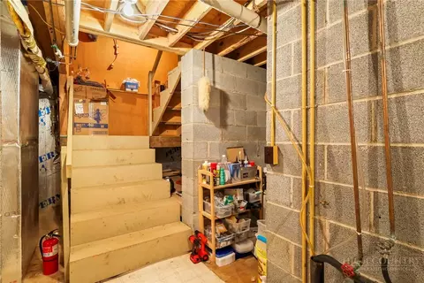 Entry Way - 207 Pinnacle Ridge Rd, Beech Mountain, NC 28604 photo 7 of 7