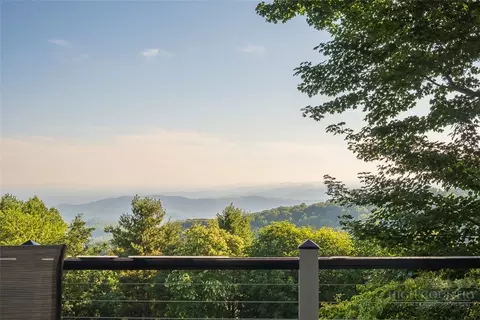 463 Ridge Rd, Roaring Gap, NC 28668 photo 3