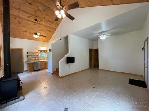 Living - 185 Harper Trl, Boone, NC 28607 photo 1 of 4
