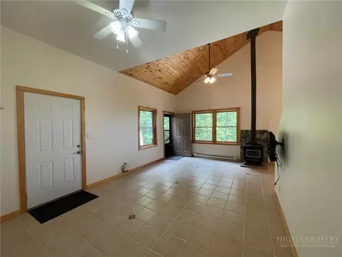 Living - 185 Harper Trl, Boone, NC 28607 photo 3 of 4