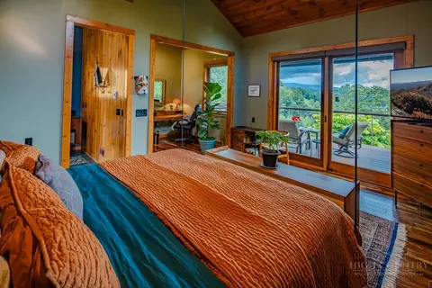Bedroom - 179 Adams Rd, Vilas, NC 28692 photo 2 of 4
