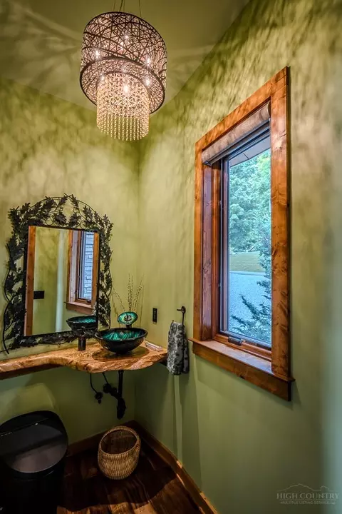Bath - 179 Adams Rd, Vilas, NC 28692 photo 3 of 5