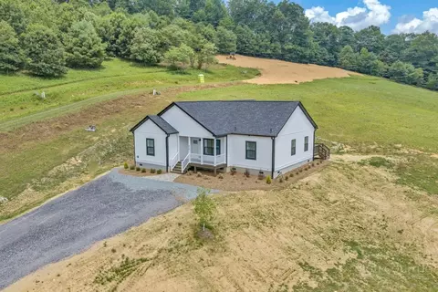 426 Fieldstone Way, Fleetwood, NC 28626