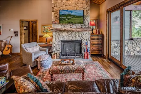 1859 Shawnee Rd, Banner Elk, NC 28604