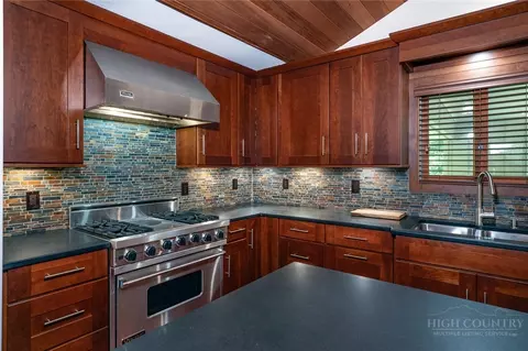 Kitchen - 877 Hickory, Boone, NC 28607 photo 3 of 3