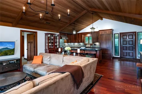 Living - 877 Hickory, Boone, NC 28607 photo 4 of 4