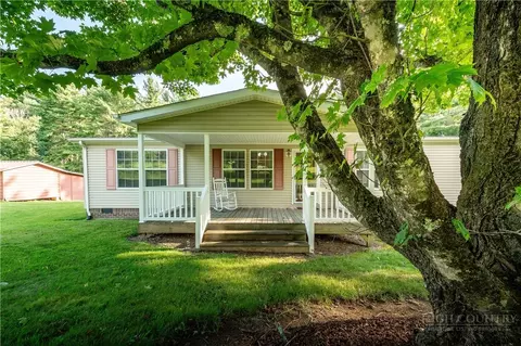 Exterior - 150 Grizzly Ln, Boone, NC 28607 photo 2 of 8