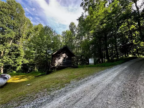 Exterior - tbd Heritage Dr, Boone, NC 28607 photo 2 of 8