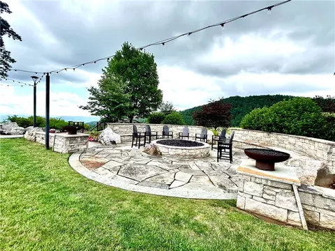 Exterior - 289 Calico Ct, Boone, NC 28607 photo 8 of 9