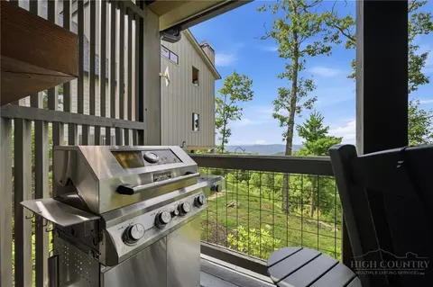 Exterior - 289 Calico Ct, Boone, NC 28607 photo 6 of 9