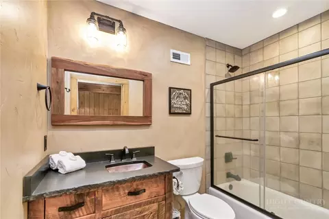 Bath - 1501 Beech Mountain Pkwy, Banner Elk, NC 28604 photo 3 of 6