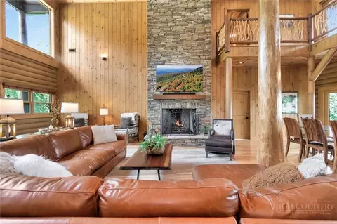 Living - 1501 Beech Mountain Pkwy, Banner Elk, NC 28604 photo 3 of 7