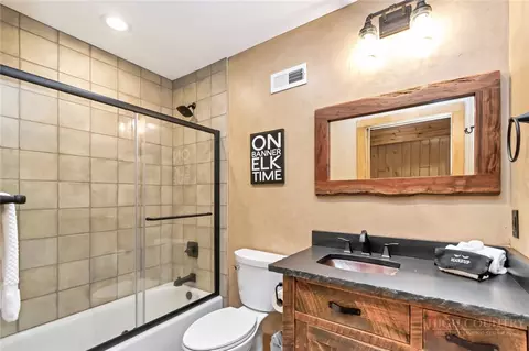 Bath - 1501 Beech Mountain Pkwy, Banner Elk, NC 28604 photo 4 of 6