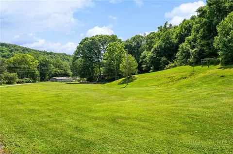 Exterior - 2717 Meat Camp Rd, Boone, NC 28607 photo 11 of 13