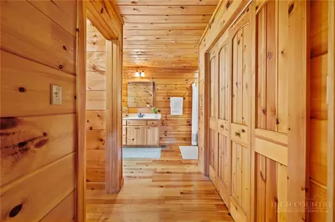 Entry Way - 2717 Meat Camp Rd, Boone, NC 28607 photo 1 of 1